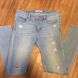 Levi skinny jean